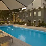 فندق Bis
