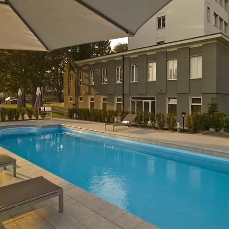 Hotel Bis