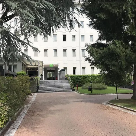 Hotel Bis 4*