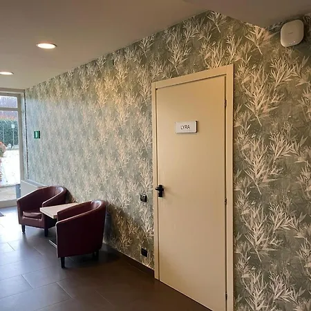 Hotel Bis