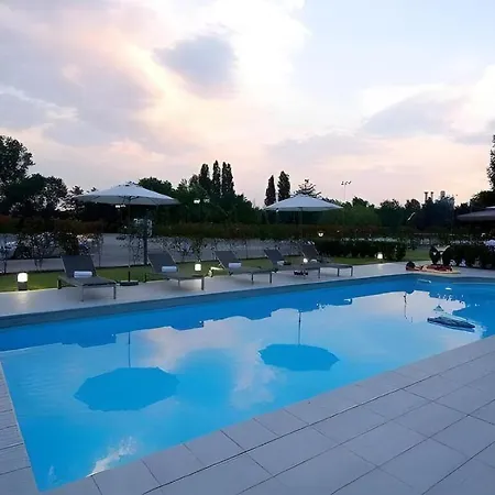 Hotel Bis