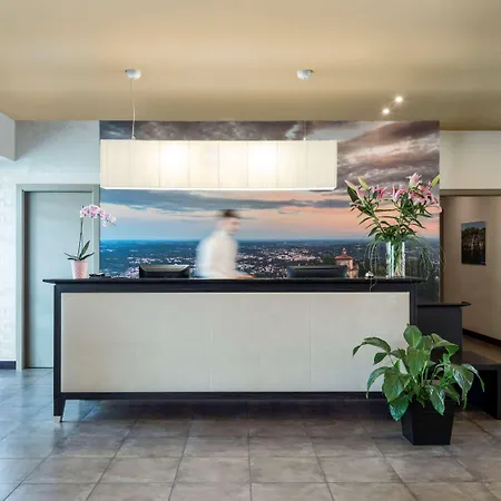 Bis Hotel 4*