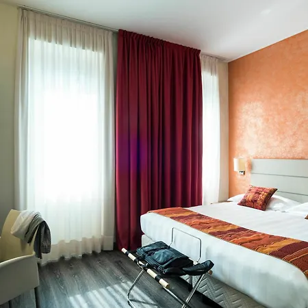Hotel Bis